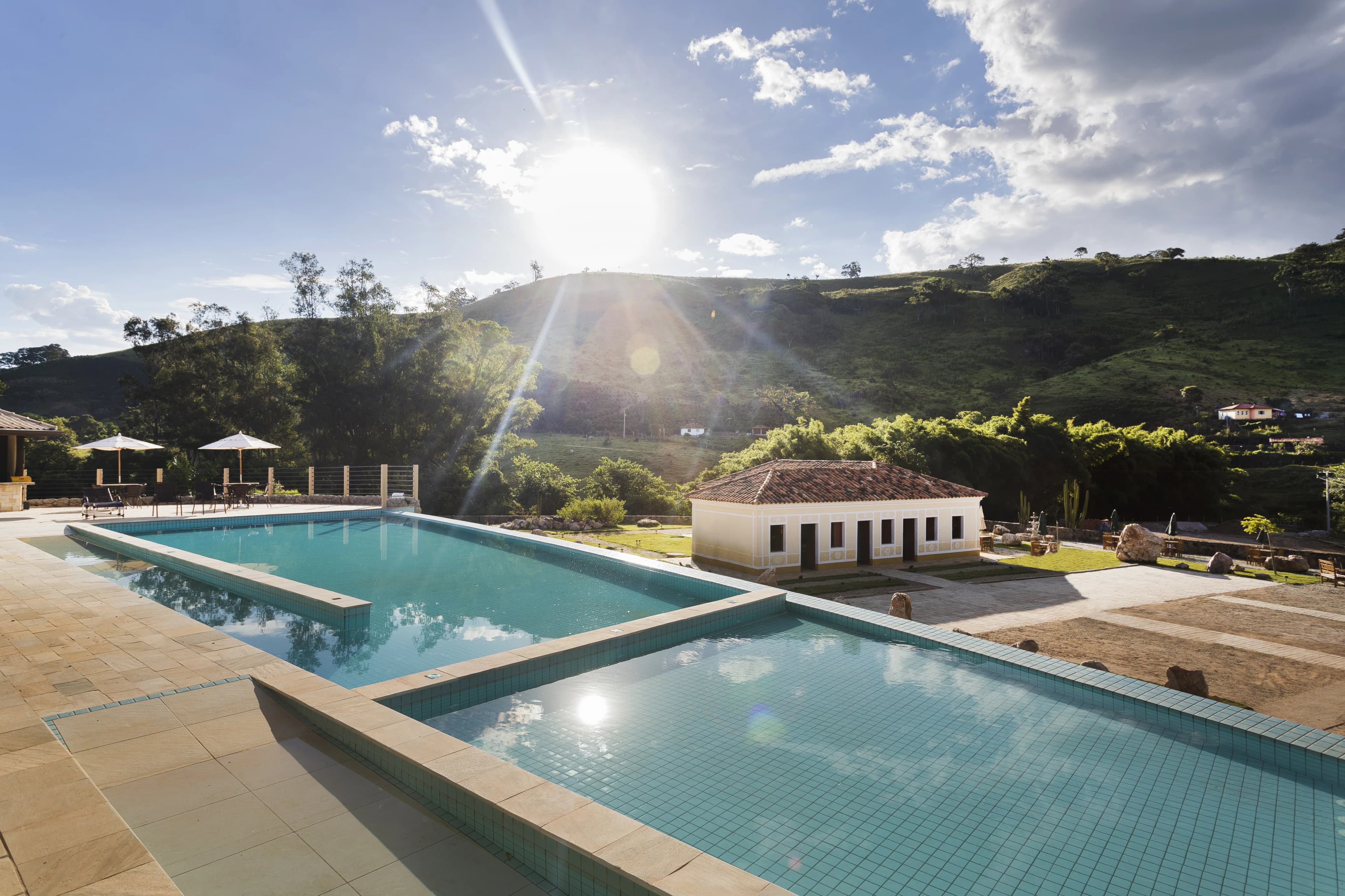 Piscina Externa · Pôr do Sol